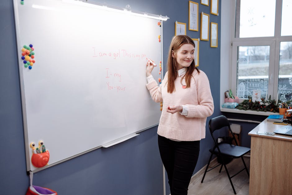 Experienced Dutch language teacher interacting with students
